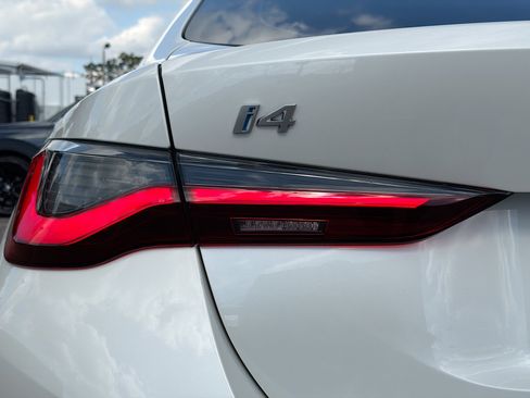 Used 2025 BMW i4 eDrive40 w/ Parking Assistance Package image 10