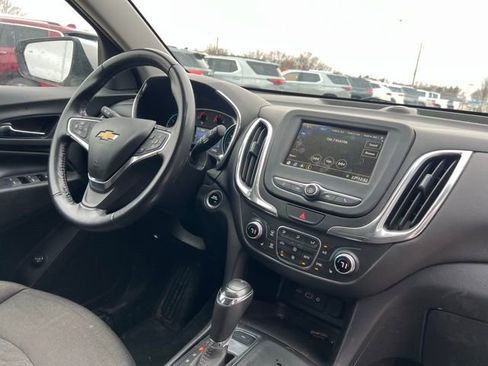 Used 2019 Chevrolet Equinox LT image 7