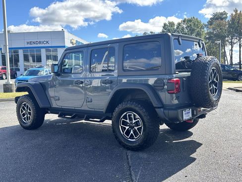 Used 2024 Jeep Wrangler Rubicon image 8