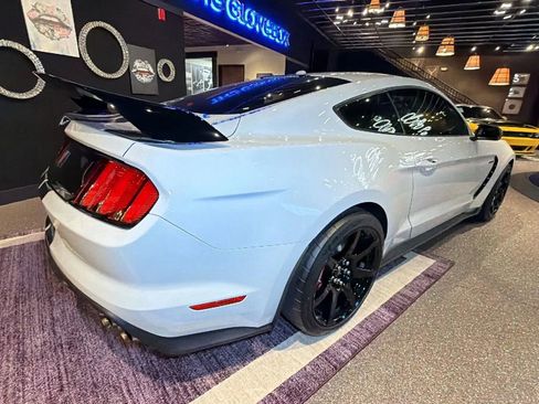 Used 2018 Ford Mustang Shelby GT350R w/ GT350R Equipment Group 920A RWD image 6