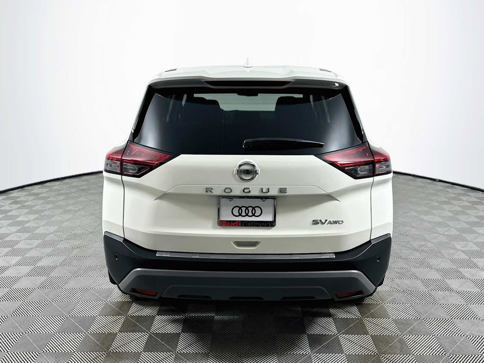 Used 2021 Nissan Rogue SV AWD/4WD image 6