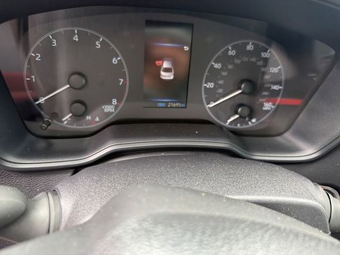 Used 2025 Toyota Corolla SE FWD image 11