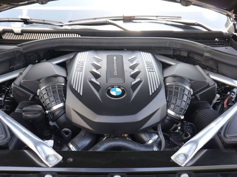 Used 2021 BMW X5 M50i w/ Premium Package AWD/4WD image 41