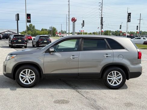 Used 2015 Kia Sorento LX FWD image 4