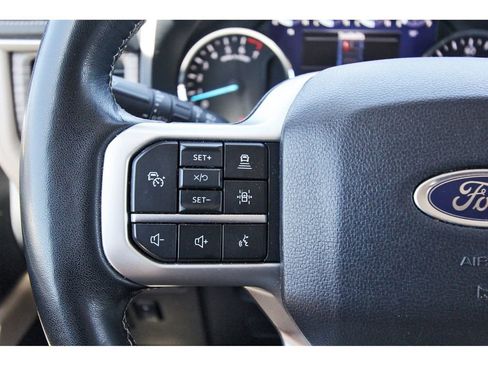 Used 2024 Ford Expedition Max Limited RWD image 16