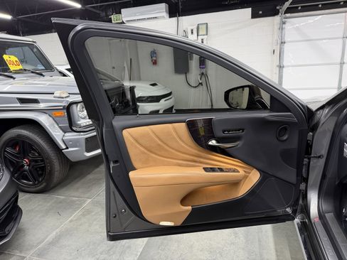 Used 2023 Lexus LS 500 image 21