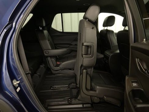 Used 2023 Chevrolet Traverse LT w/ LPO, Floor Liner Package image 23