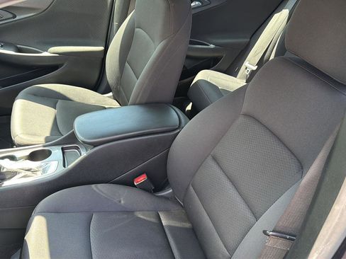 Used 2022 Chevrolet Malibu LS FWD image 27