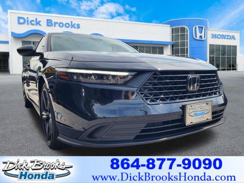 Used 2024 Honda Accord Sport image 1