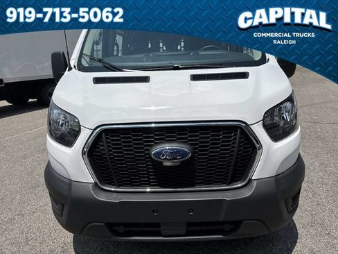 Used 2025 Ford Transit 250 Low Roof w/ Exterior Upgrade Package RWD image 10