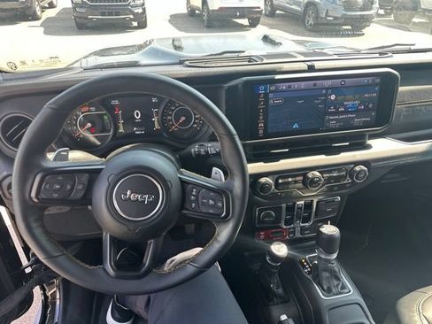 Used 2025 Jeep Wrangler Unlimited Rubicon 392 AWD/4WD image 20