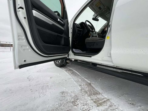 Used 2015 Toyota Tundra SR5 w/ TRD Off Road Package image 16