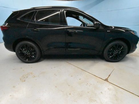 New 2026 Ford Escape ST-Line Elite w/ Premium Technology Package image 33