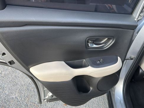 Used 2024 Honda HR-V LX image 17