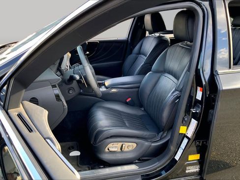 Certified 2022 Lexus LS 500 AWD w/ Interior Upgrade Package image 7
