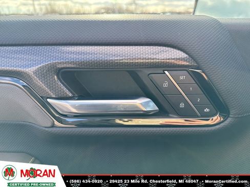 Used 2022 Chevrolet Silverado 1500 ZR2 w/ Technology Package image 12