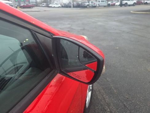 Used 2013 Ford Focus SE image 7