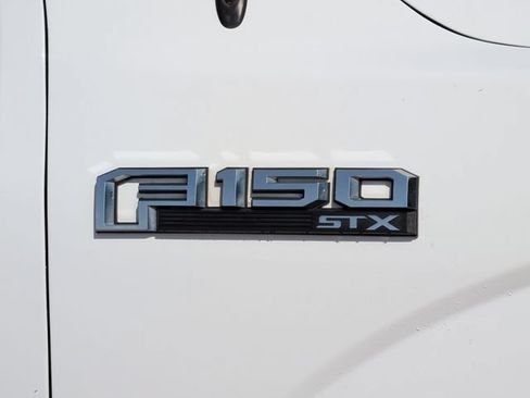 Used 2019 Ford F150 XL w/ Equipment Group 101A Mid AWD/4WD image 10