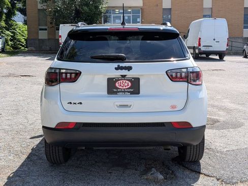 Certified 2023 Jeep Compass Latitude AWD/4WD image 4