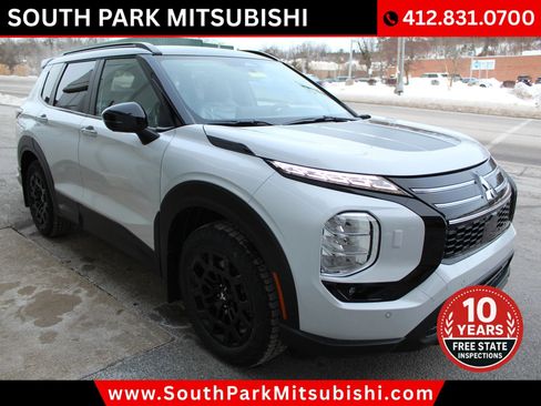 New 2026 Mitsubishi Outlander AWD image 5