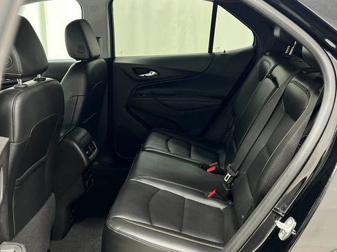 Used 2018 Chevrolet Equinox Premier image 30