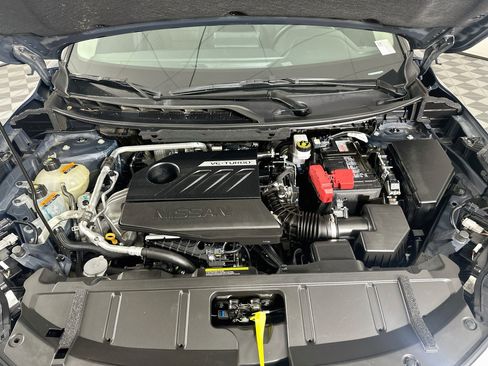 Used 2025 Nissan Rogue SV FWD image 33