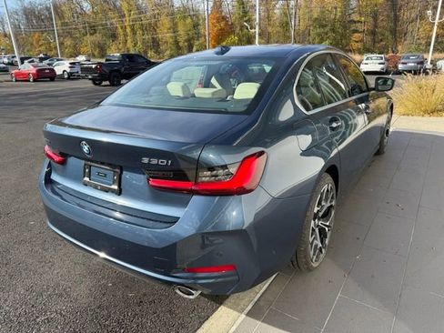 Used 2025 BMW 330i xDrive Sedan w/ Premium Package image 6