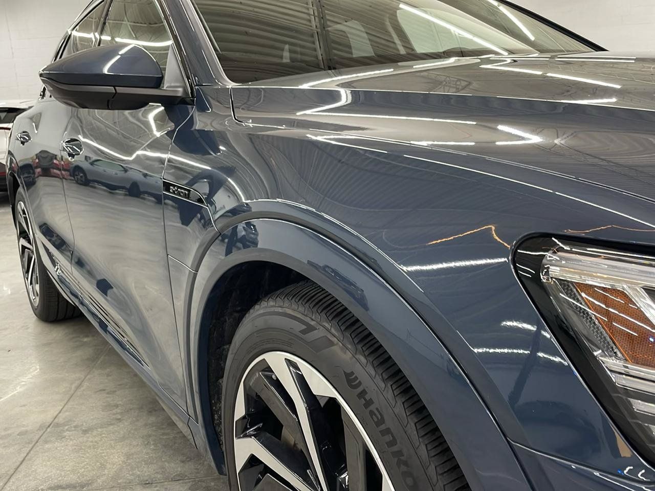 Used 2024 Audi Q8 e-tron Premium Plus w/ Premium Plus Package AWD/4WD image 7