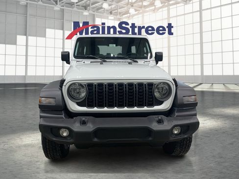 Used 2025 Jeep Wrangler Sport S image 8