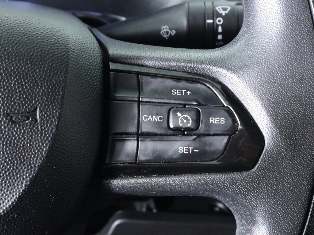 Used 2023 RAM ProMaster 2500 FWD image 14