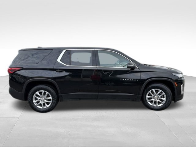 Used 2023 Chevrolet Traverse LS w/ Safety Package AWD/4WD image 6