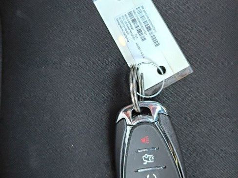 Used 2021 Chevrolet Malibu RS image 23