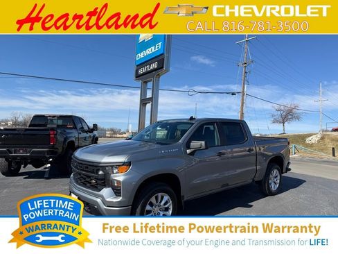 New 2026 Chevrolet Silverado 1500 Custom AWD/4WD image 1