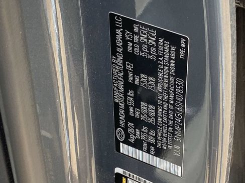 Used 2025 Hyundai Santa Fe SEL FWD image 29