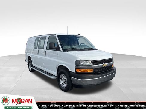Used 2024 Chevrolet Express 2500 w/ Driver Convenience Package image 7