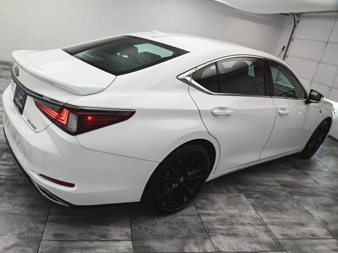 Used 2024 Lexus ES 350 F Sport w/ Technology Package image 5