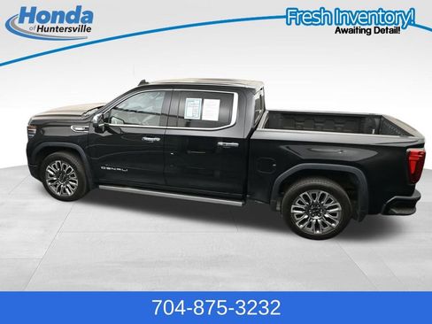 Used 2023 GMC Sierra 1500 Denali w/ Denali Reserve Package AWD/4WD image 31