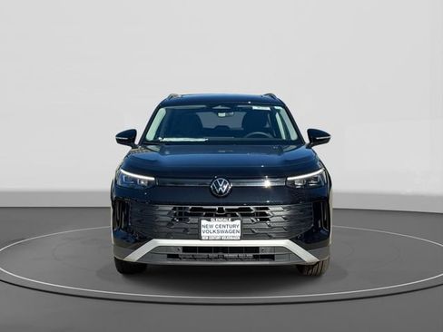 New 2026 Volkswagen Tiguan SE AWD/4WD image 2