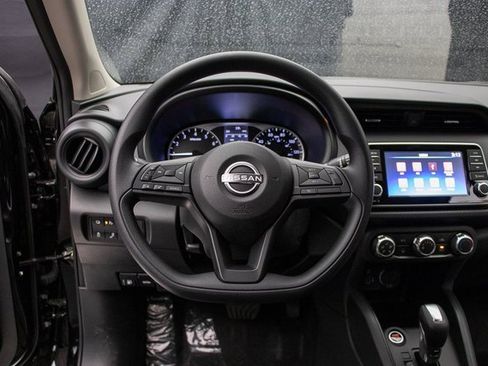 New 2025 Nissan Kicks Play S image 25