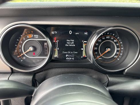 Used 2021 Jeep Wrangler Unlimited Sport image 26
