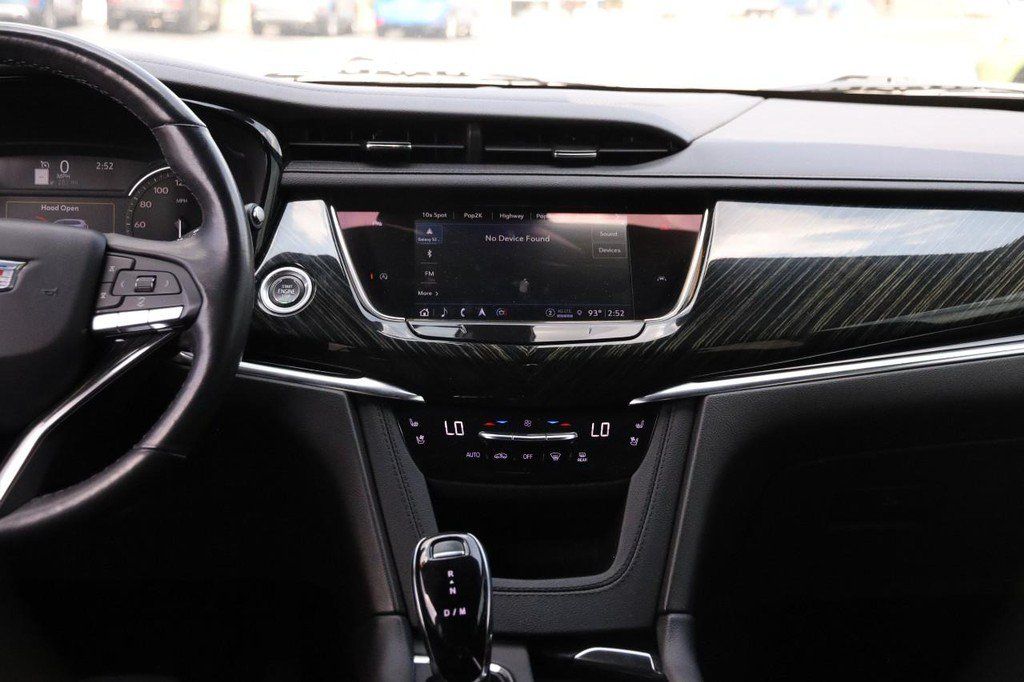 Used 2023 Cadillac XT6 Premium Luxury AWD/4WD image 28