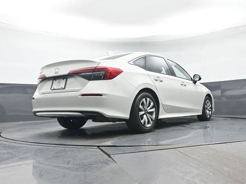 Certified 2024 Honda Civic LX image 31