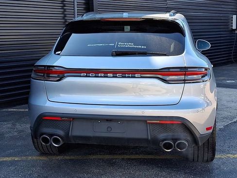 Certified 2026 Porsche Macan AWD/4WD image 6