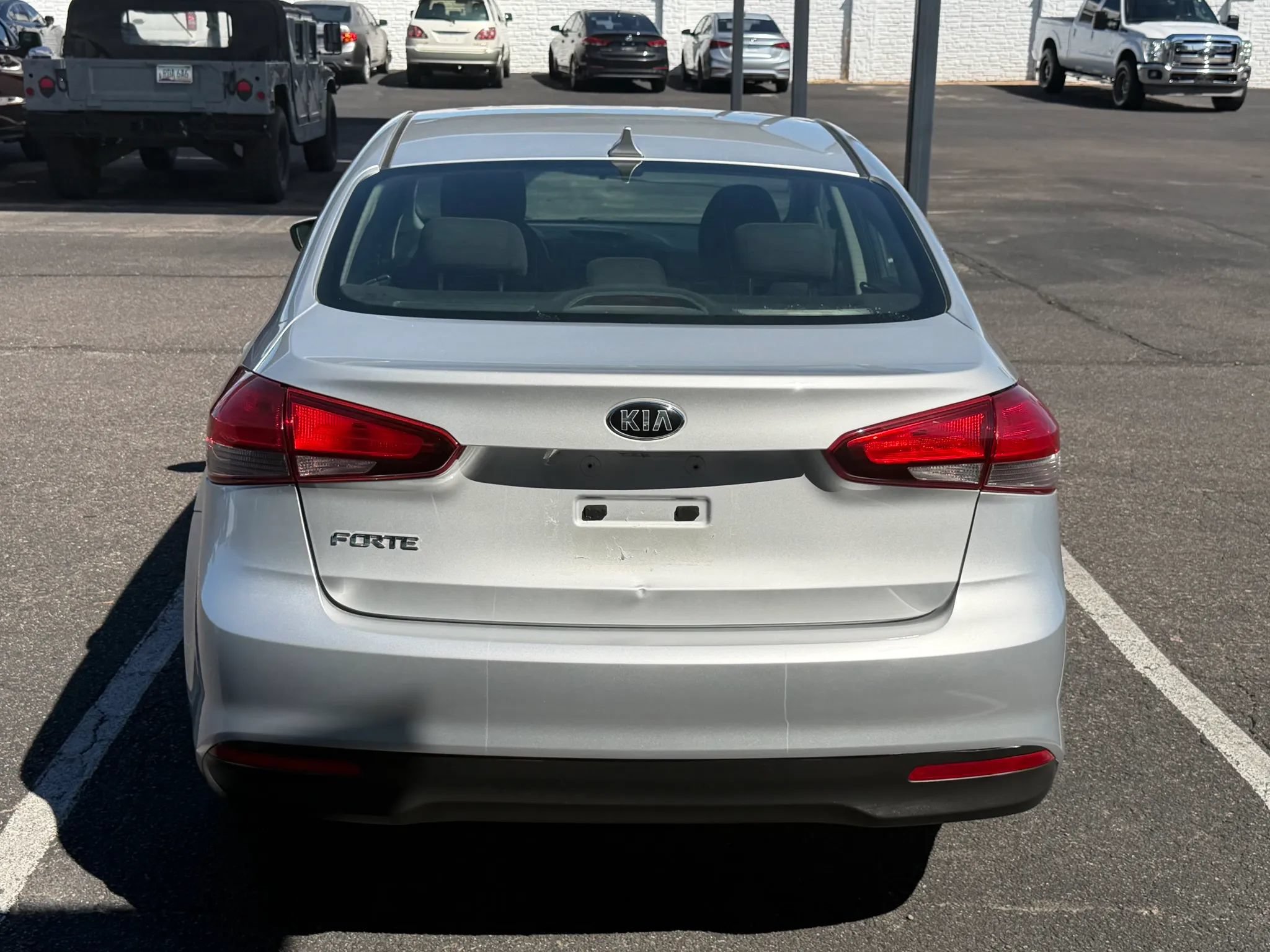 Used 2017 Kia Forte LX FWD image 6