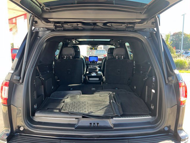 Used 2019 Lincoln Navigator Reserve AWD/4WD image 37