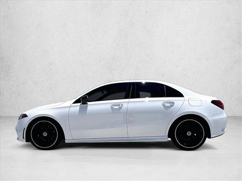 Certified 2022 Mercedes-Benz A 220 image 6