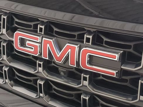 Used 2023 GMC Canyon AT4 w/ AT4 Premium Package AWD/4WD image 12