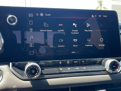 New 2025 GMC Canyon Elevation image 17