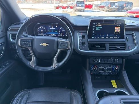 Used 2023 Chevrolet Suburban High Country image 12