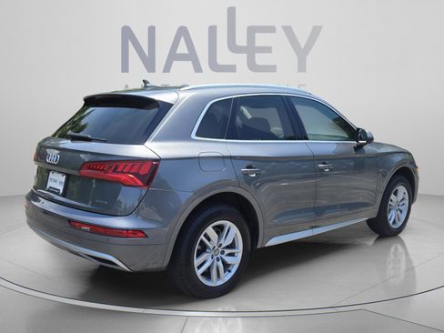 Used 2020 Audi Q5 2.0T Premium w/ Convenience Package AWD/4WD image 5